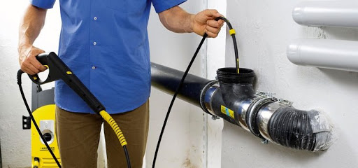 Чем прочистить канализационные трубы в домашних условиях: проблемы и решения